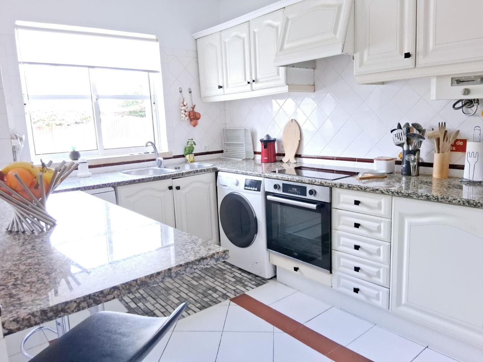 Marreiro'S House Algarve - Child Friendy - Private Pool Villa ลากอส ภายนอก รูปภาพ